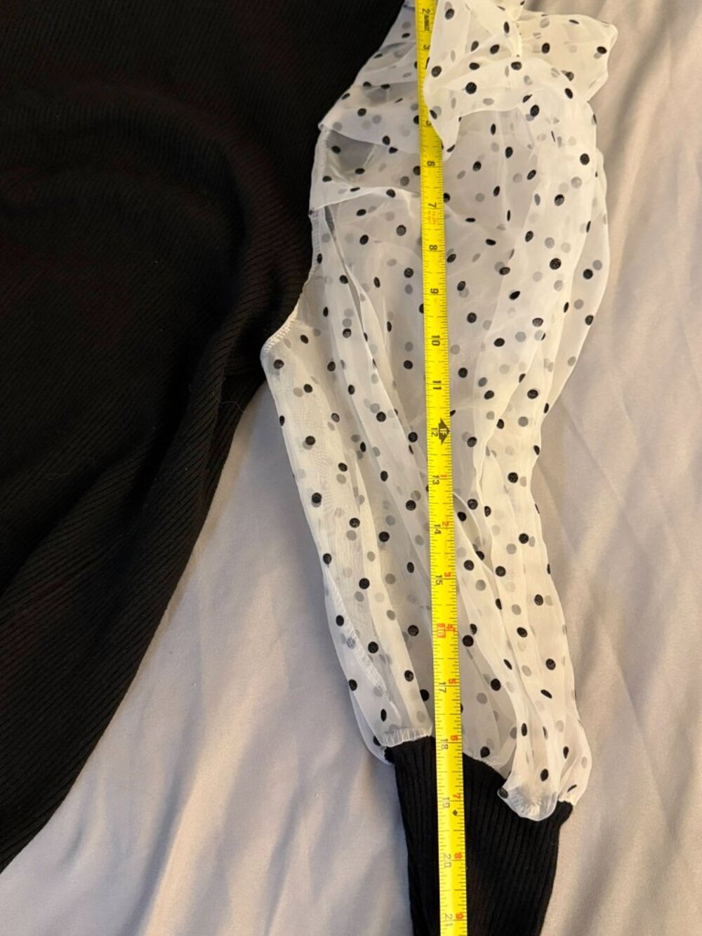 Black white-polka-dot Top chiffon sleeves size M - Picture 7 of 9